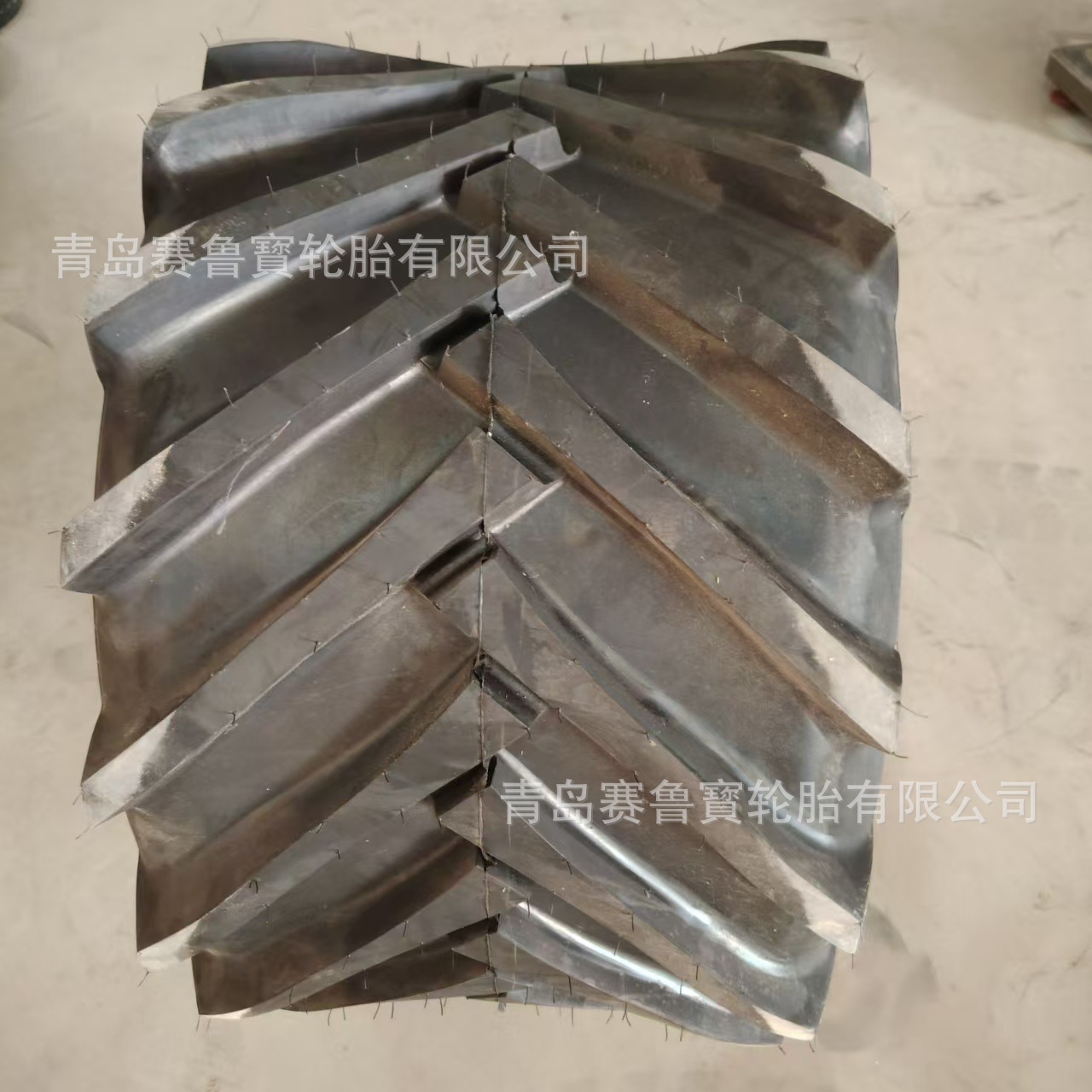 19.0/45-17打捆机轮胎 农用机械轮胎 人字花纹