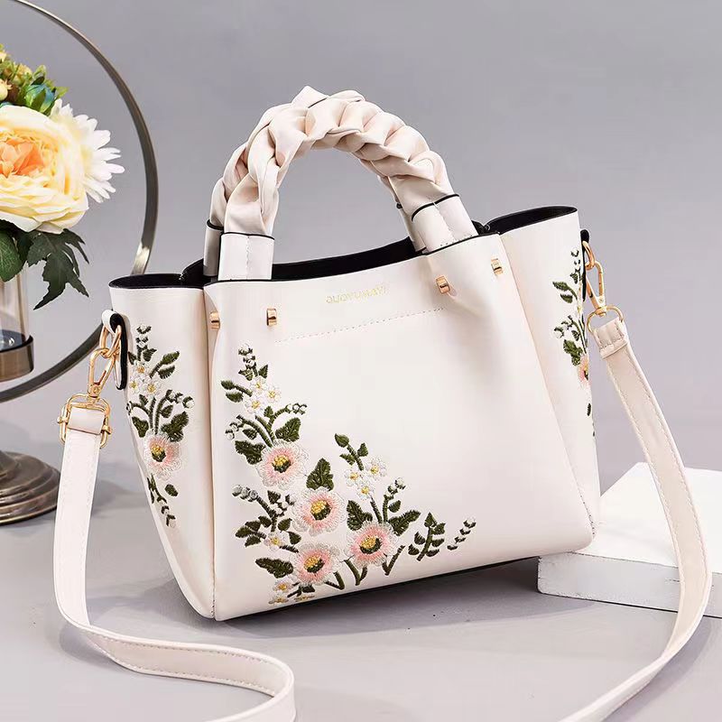 Bolso de mano coreano de textura de hombro único, suave, bolsa de moda para mujeres, bolso de comercio exterior para mujeres, 2025 nuevo tipo de bolso de mano