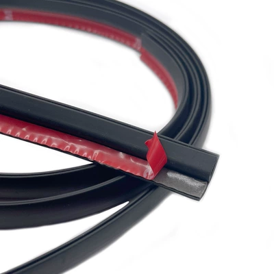 Car Front Windshield Outer Plastic Plate Strip Rain Collecting Plate Seal Strip Water Retaining Strip Universal Type (Avtomobil səs izolyasiya zolaqları) - water-barrier-strip-of-rainplate