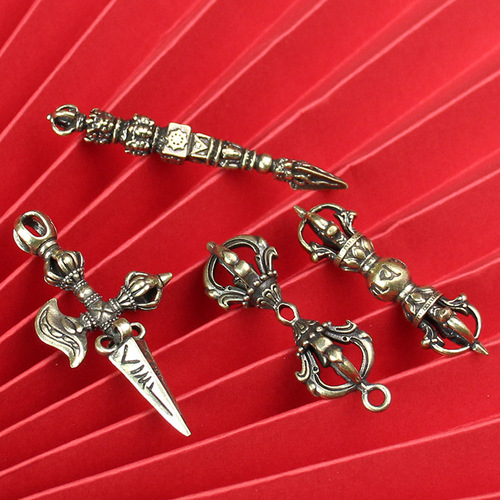 Brass Six Sons Mantra Vajra Lotus Horsehead Mingwang Creative Handmade Collection Toy Toy Car Hanging Key