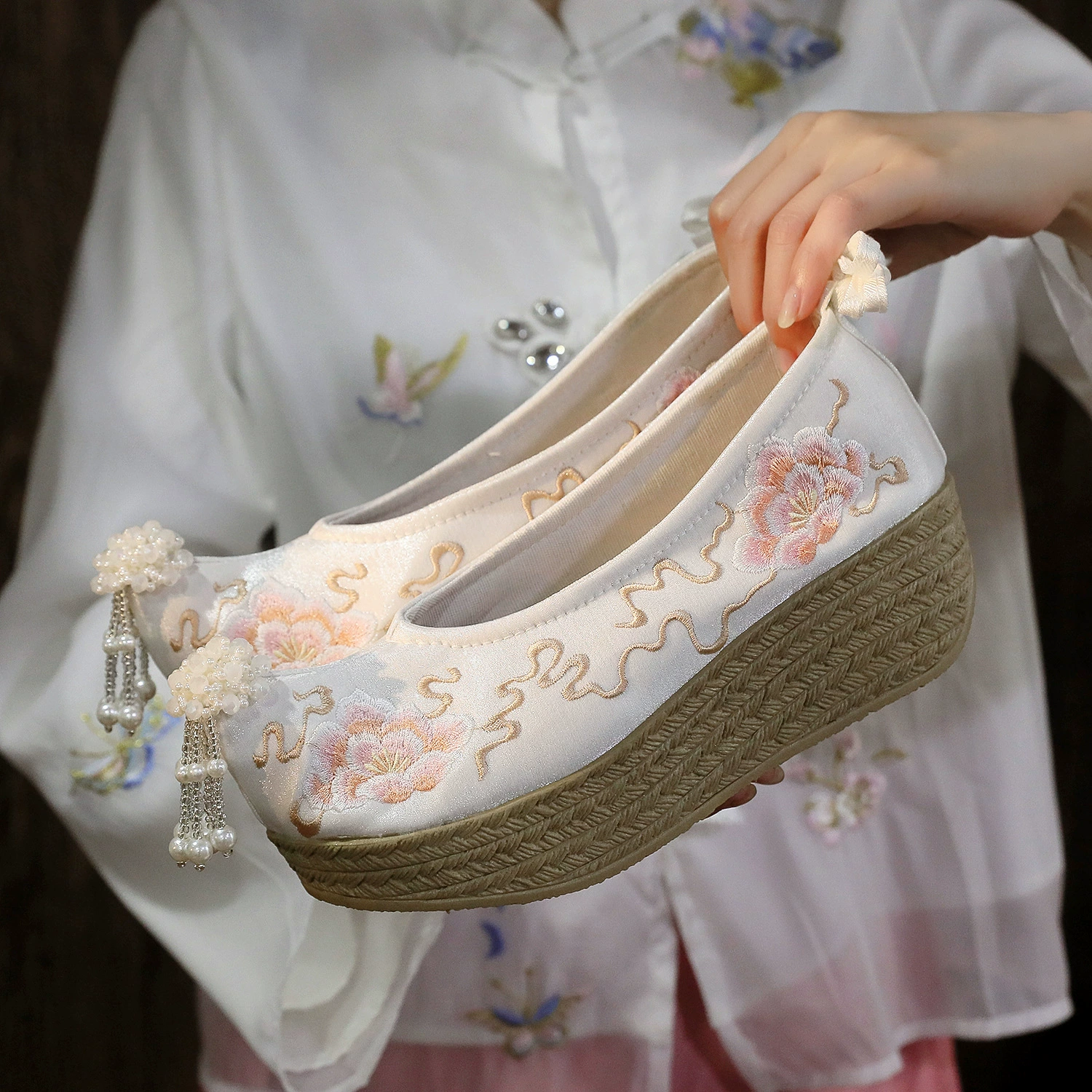 Yun Bailian 2024 Летняя новая обувь Hanfu