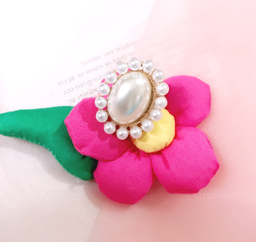 10g Weight Shoe Buckle Shoe Accessories Type 1 Piece Quantity Daily Occasion Arylic, Alloy Material Flower Pattern Winter, Summer, Spring Season Women's Gender Flower Shoe Accessories Arylic Alloy Winter Summer Spring Shoe Buckle 22