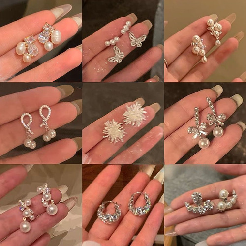 Silver Needle Zircon Flower Pearl Stud Earrings: Delicate, Luxurious, and Exquisitely Chic—A Niche, Versatile Fashion Accessory in White