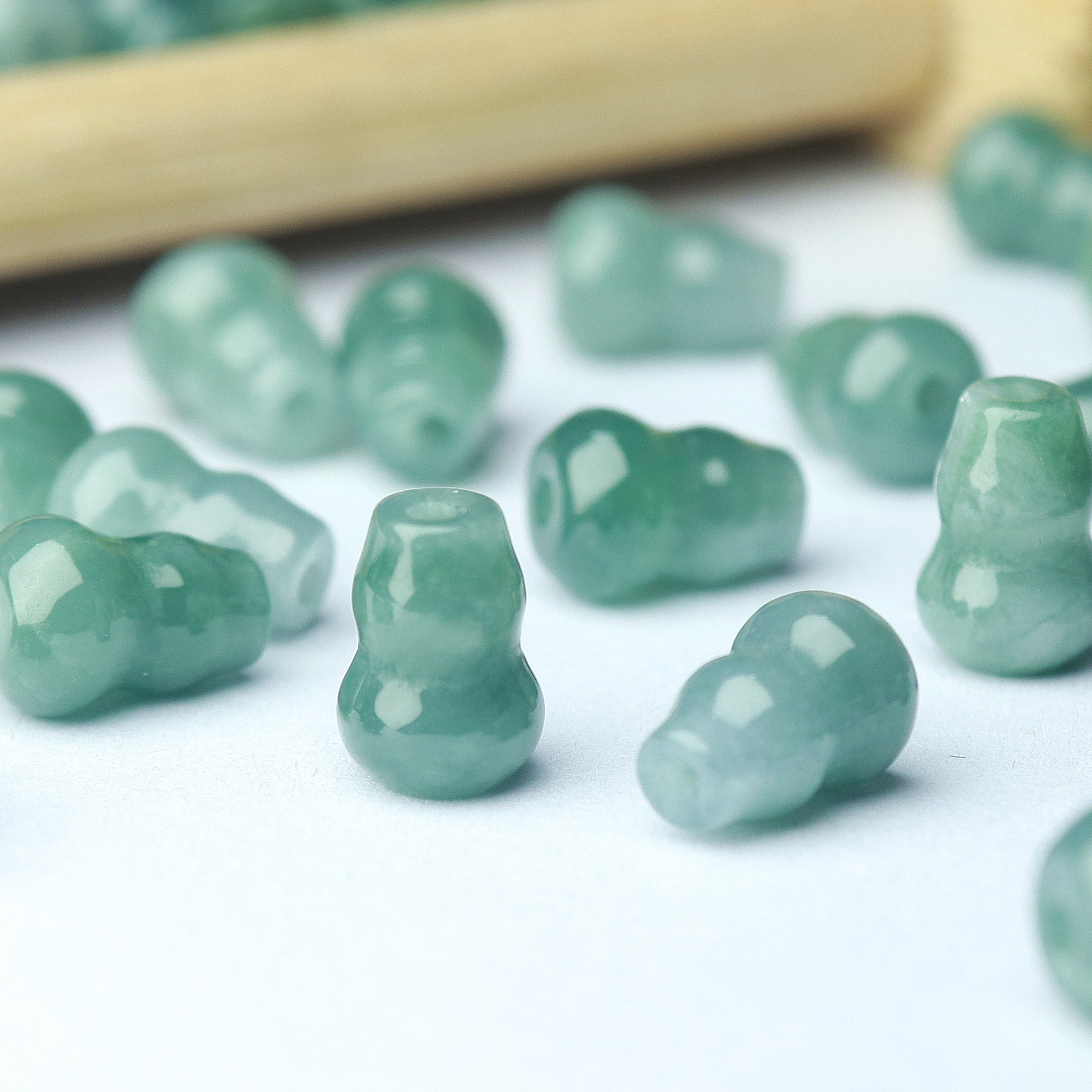 翡翠葫芦配件散珠7×5 玉葫芦diy手链项链饰品玉配件翡翠散珠批发