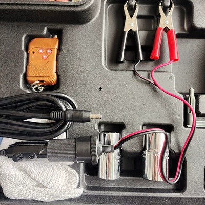 tire change toolbox in – Car jack