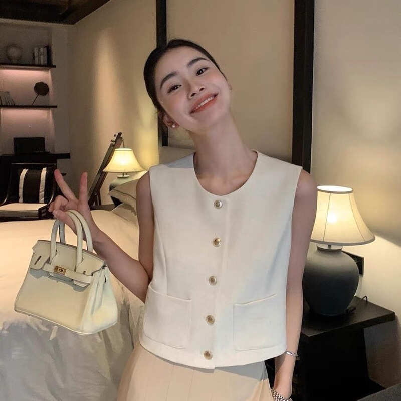 White Chanel-Style Blazer Vest for Women, High-End Sleeveless Jacket for Commuting, Thin and Fashionable, Versatile