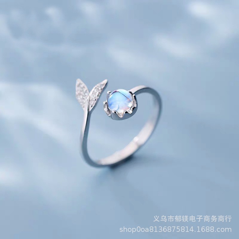 Estilo coreano elegante todo partido sirena anillo de espuma mujer esmalte de color cola de pescado anillo abierto Moonstone anillo de cola fábrica al por mayor