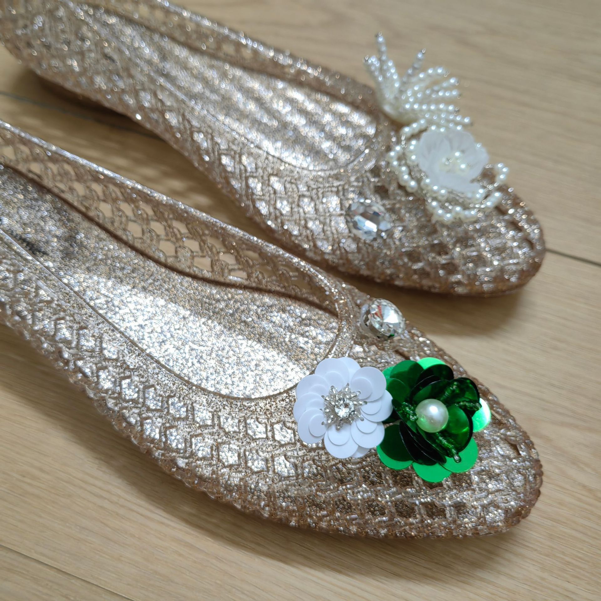 G03 신발 + 녹색 연꽃 신발 꽃