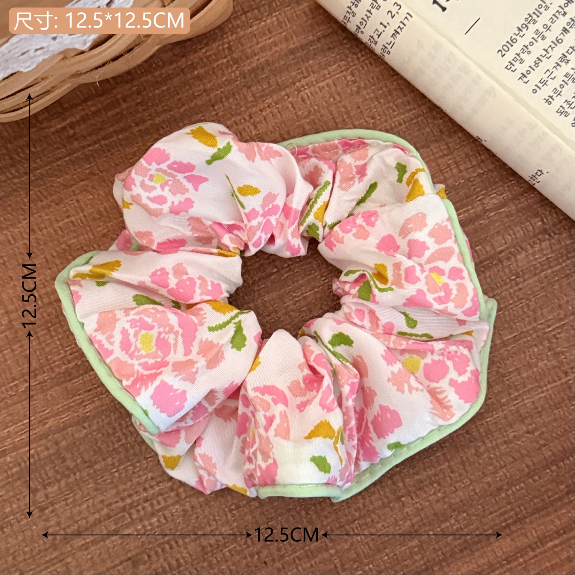 Estilo coreano de alta apariencia de encaje de intestino grueso banda de pelo accesorios para el cabello cuerda de pelo de corazón de niña de todo fósforo pequeño Qing nuevo tocado de cola de caballo de gran altura al por mayor