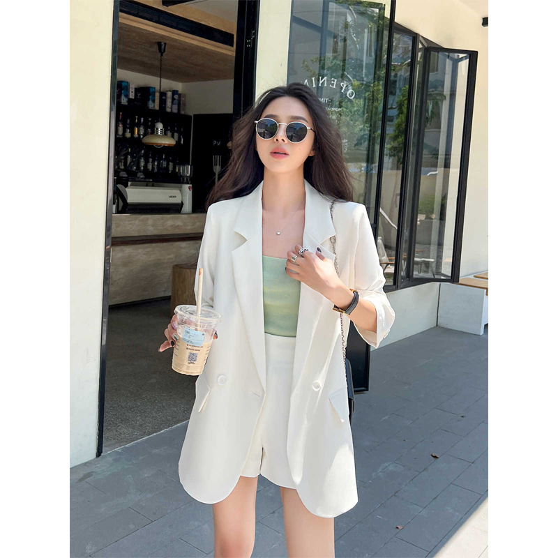 White Small Suit Jacket Women's Summer Thin Air-Conditioned Shirt 2025 New Casual Elegant Three-Quarter Sleeve Short-Sleeved Suit