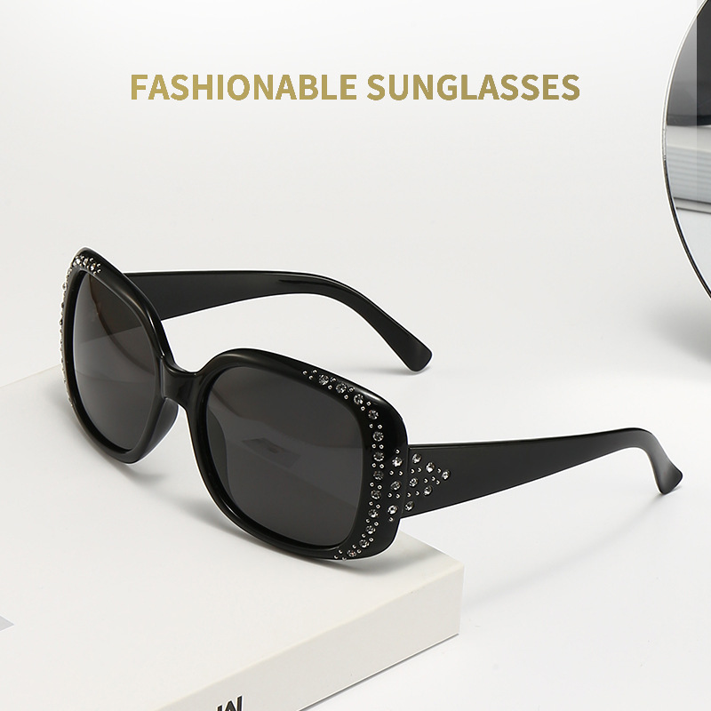 欧美新款时尚太阳镜带钻偏光女士眼镜潮流复古大脸显瘦厂家批发