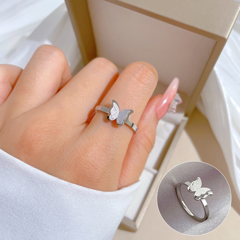 Minimalistische vlinder ring van titaniumstaal dames heren_voghion.com