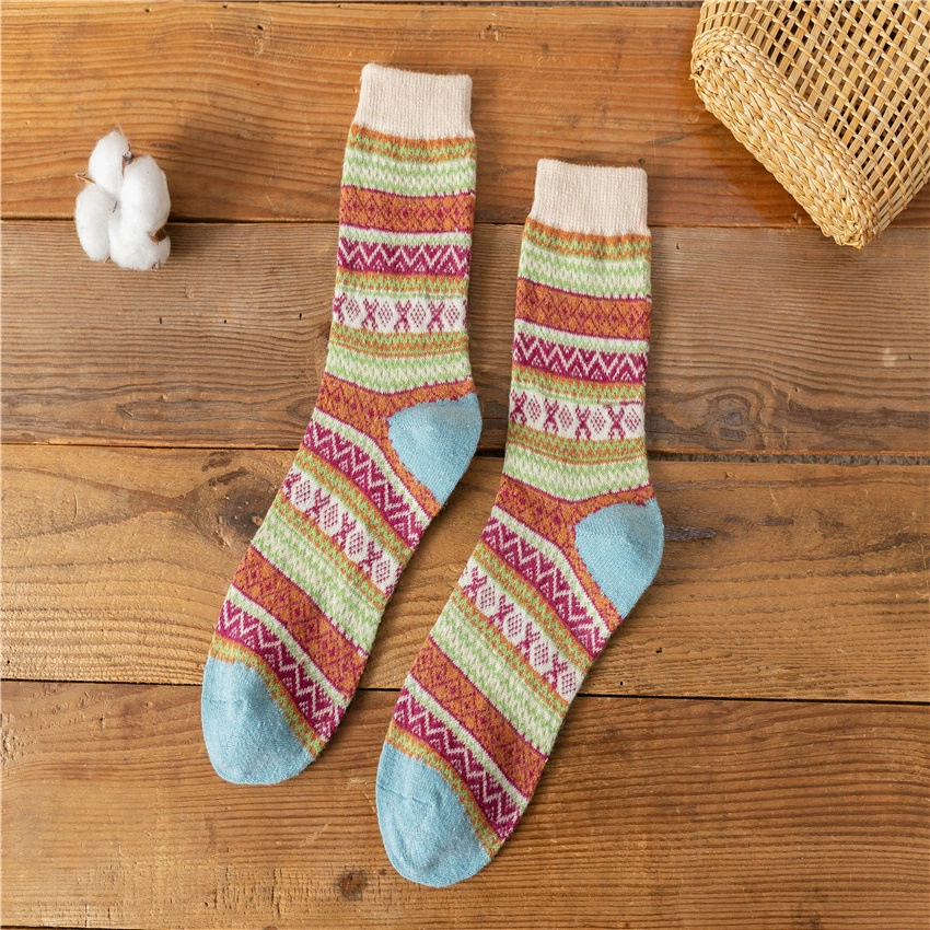 Demi‑season wool socks, retro ethnic pattern, warm ankle crew, one size (average)