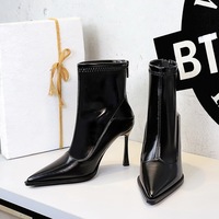 7933-1 European and American style fashionable women's boots with pointed high-end fine heels and a zipper at the back, featuring a Pana patterned mid leg boot for women