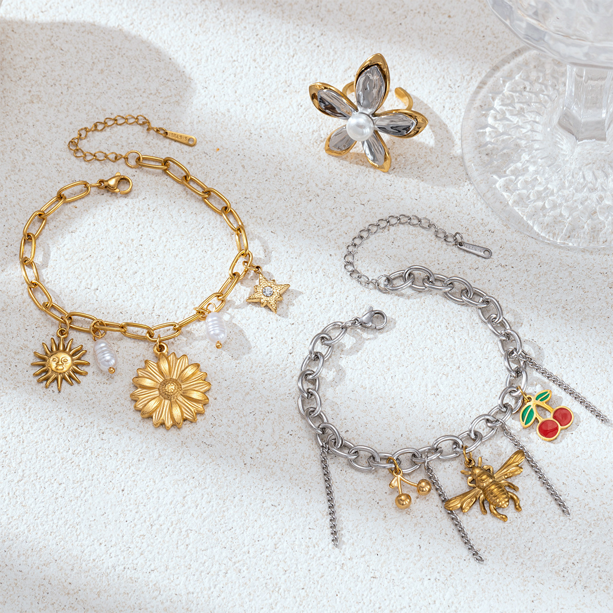 Collar de acero inoxidable de la UE y los Estados Unidos, nicho de lujo ligero oro y plata de dos colores flores de abeja, conjunto de joyas no se desvanecen mujeres