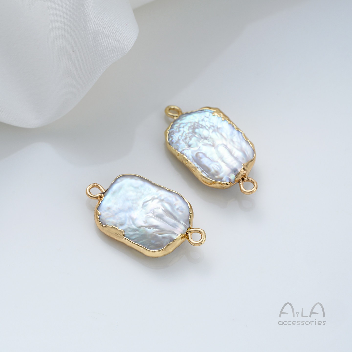 天然バロック異形真珠双穴ペンダントシングル吊り飾り米珠平円形手作りdiy縁取り部品