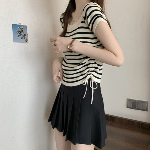Ribbed knit short-sleeved women's T-shirt 2025 summer loose and slimming design short-sleeve drawstring top square neckline blouse