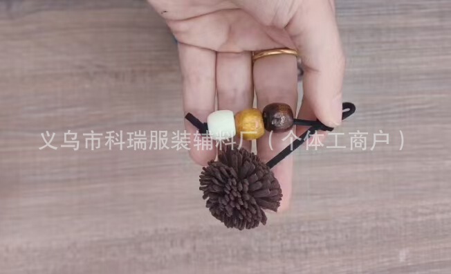 新款马丁鞋喵系美拉德珠链穿珠鞋挂包挂服装装饰品配件木珠别针球|undefined