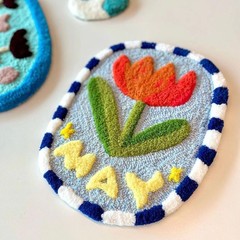 チューリップ漫画を刺繍したかわいい毛糸カップマット手作りdiy材料バッグのアイデアを解凍した家庭装飾品