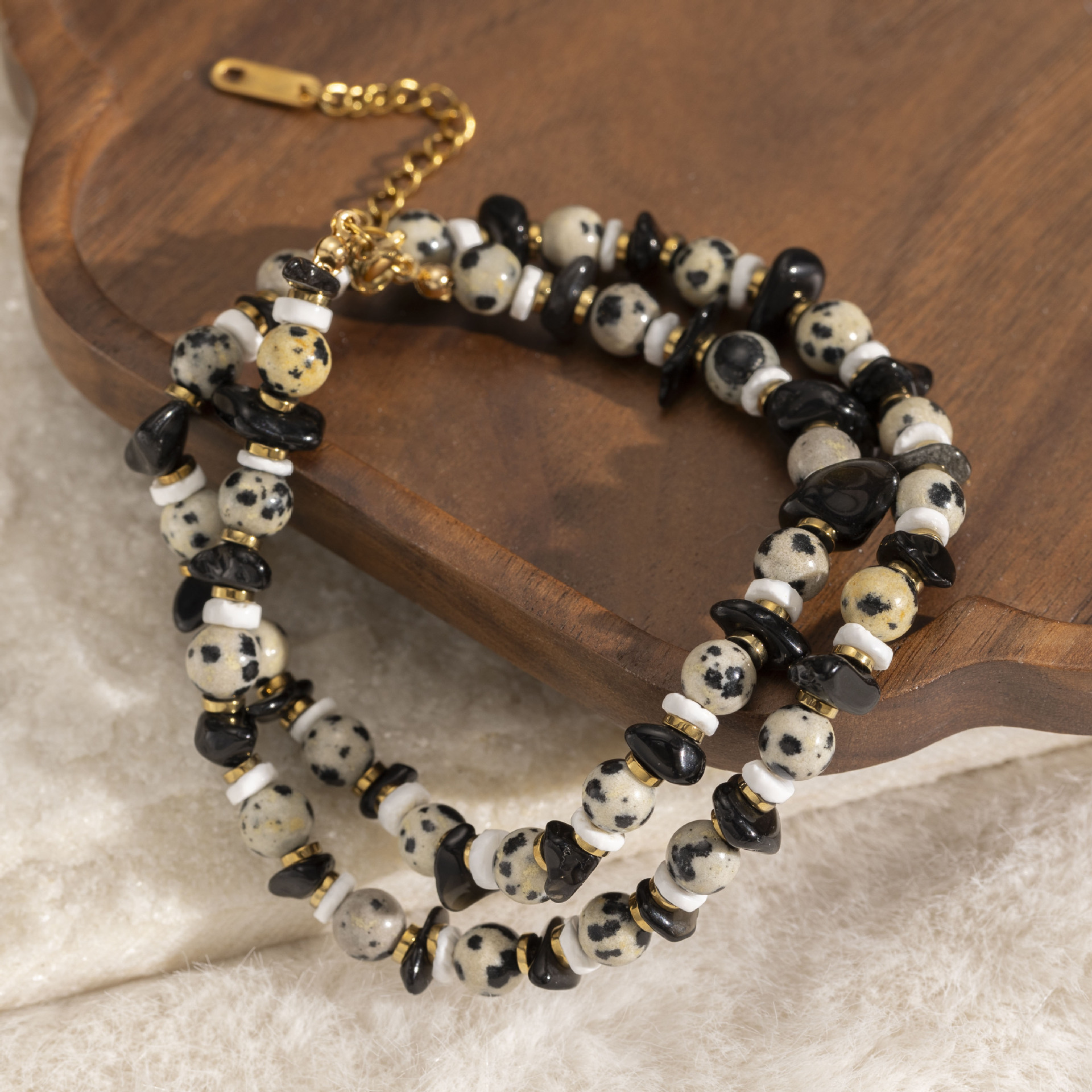 Taena collar de acero inoxidable europeo y americano apilado con cadena de clavícula de acero de titanio de piedra natural de alta calidad joyería simple de alta calidad femenina