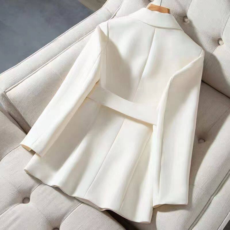 Áo blazer nữ dáng eo dài vừa, tay dài, đệm vai, cổ vest, phong cách thanh lịch — Màu trắng nhạt, màu đen, trắng, Bông mùa đông màu trắng nhạt