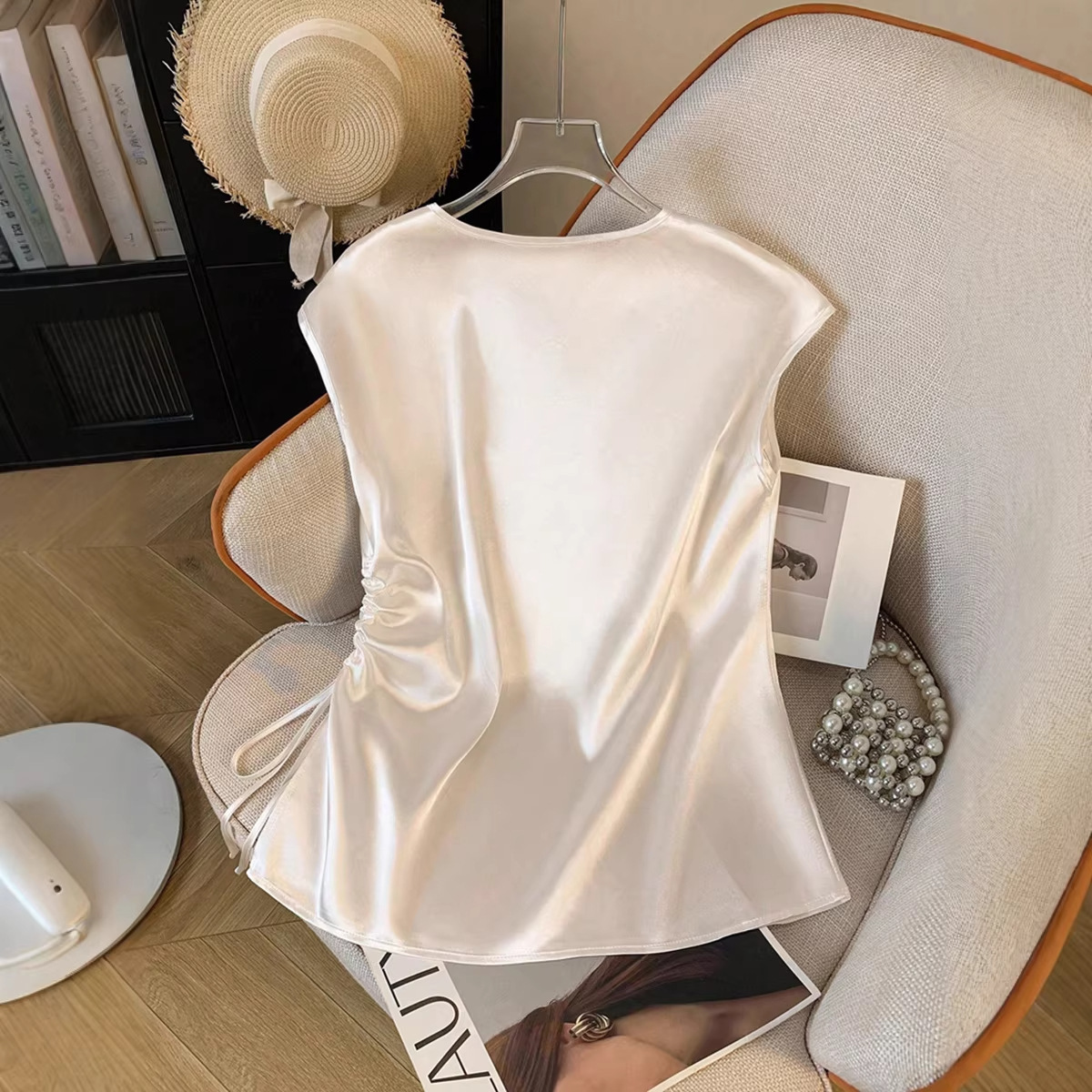 Damenbekleidung: Satinbluse mit V-Ausschnitt, Sommertop mit Kordelzug, Frühling/Winter, für formelle und legere Anlässe._voghion.com