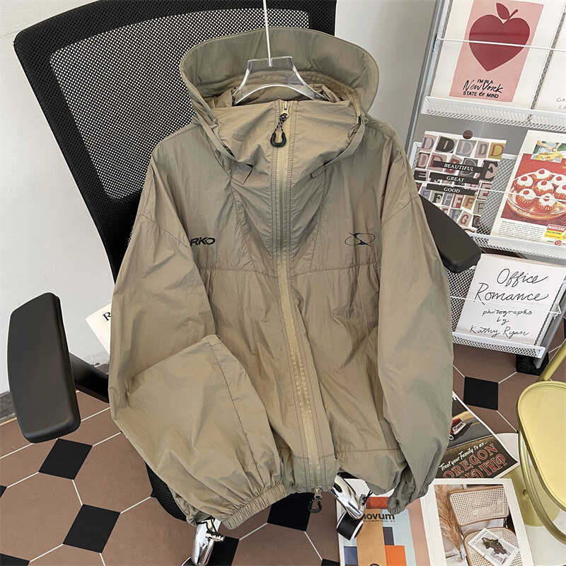 日系户外冰丝防晒衣男女情侣百搭连帽防紫外线透气薄款休闲外套潮