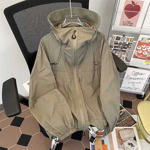 Japanese-style outdoor ice silk sun protective clothing for men and women, couple's versatile adjustable-hood UV protection breathable thin casual jacket trendy