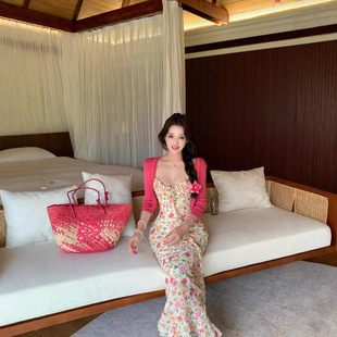 �nϵ���|�͹��黨�����B��ȹ��Ů�����^���@��õ�tɫ�_���Lȹ���b