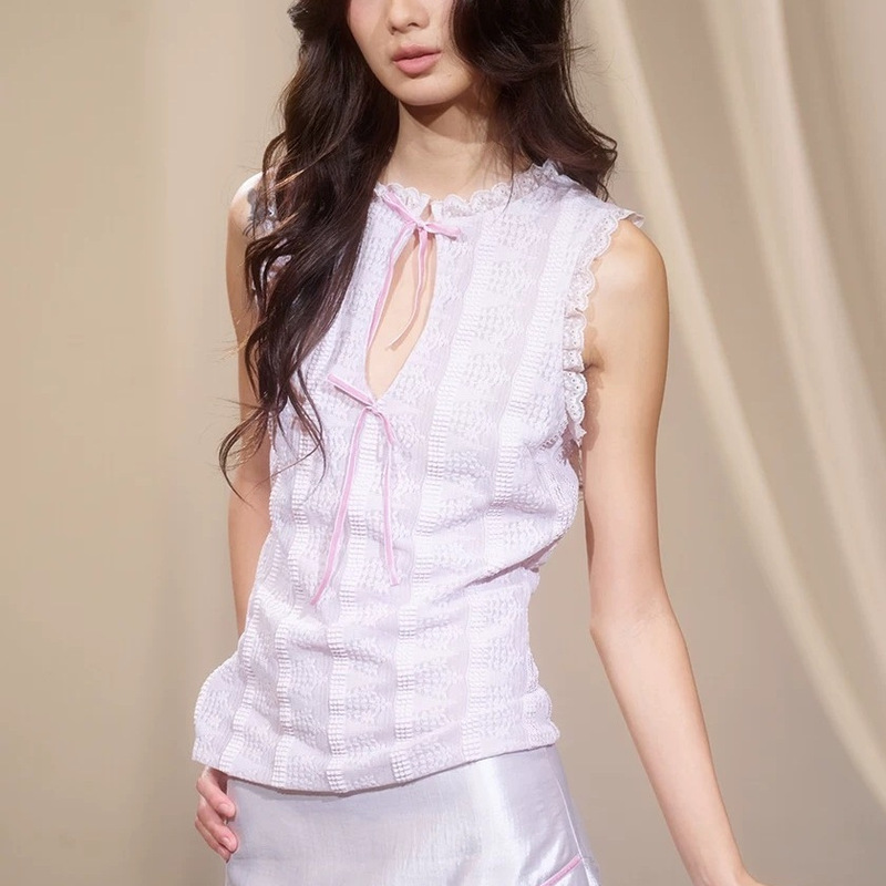 Original Lace Color-Block Velvet Tie-Up Top for Women, Summer Youthful Style with Bowknot Neckline, Sleeveless Tank Top Original Lace Color-Block Velvet Tie-Up Top for Women, Summer Youthful Style with Bowknot Neckline, Sleeveless Tank Top