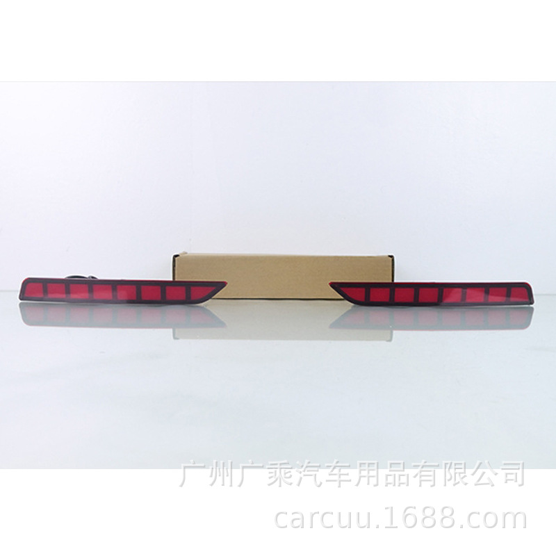 Aplicable para Chevrolet Suburban 20 - 23 Lámpara de barra trasera Lámpara de freno LED Lámpara de prevención de colisión trasera Lámpara de advertencia de niebla trasera