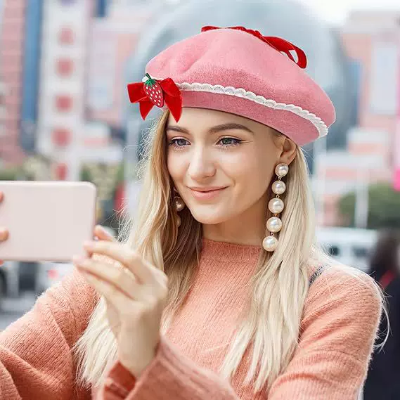 Amazon Cross-Border Pure Handmade Knitted Girl Birthday Style Sweet Girl Cute Lolita Bow Strawberry Beret