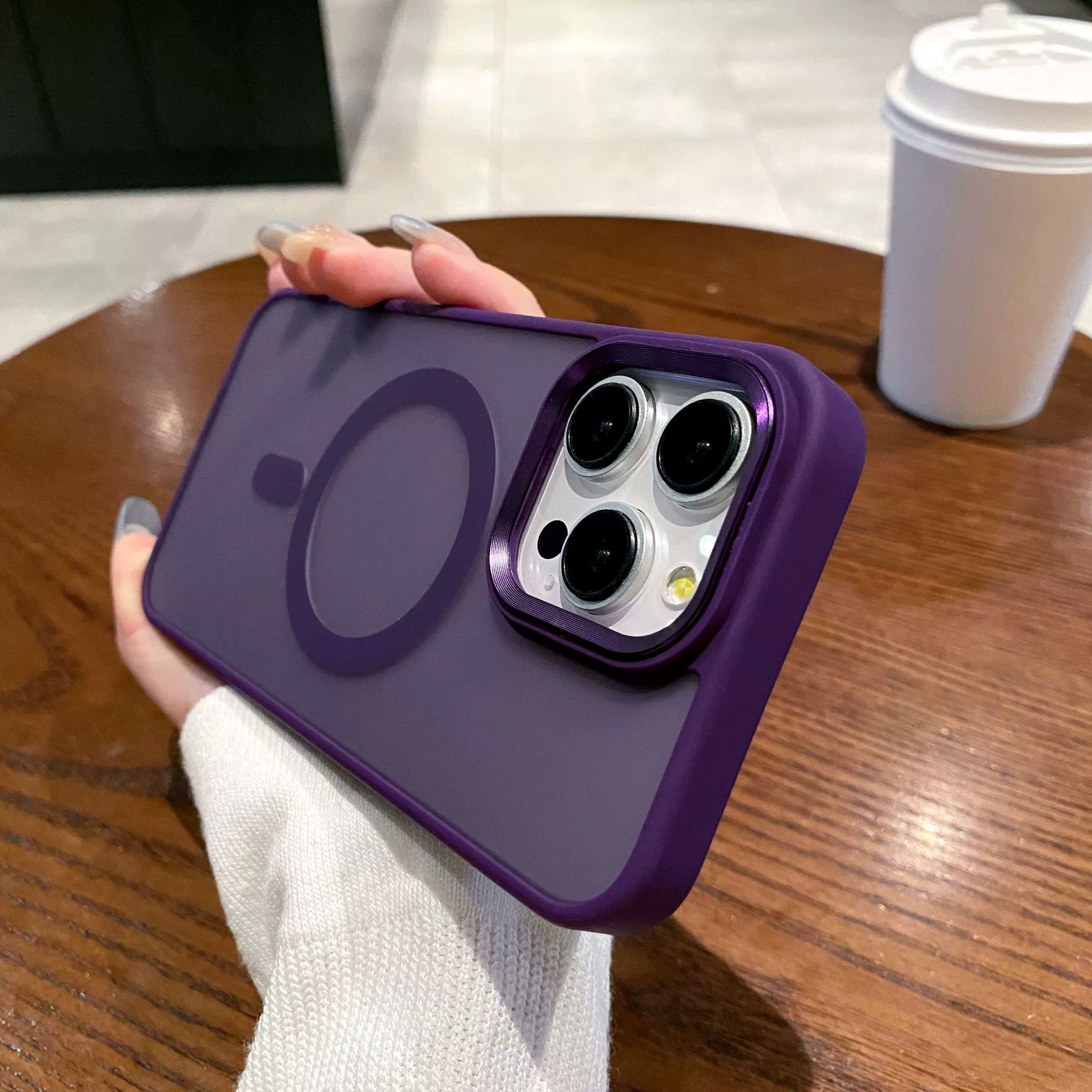 Чехол для iPhone, совместимый, фуксия, матовый, 13 Pro Max / 15 Pro Max