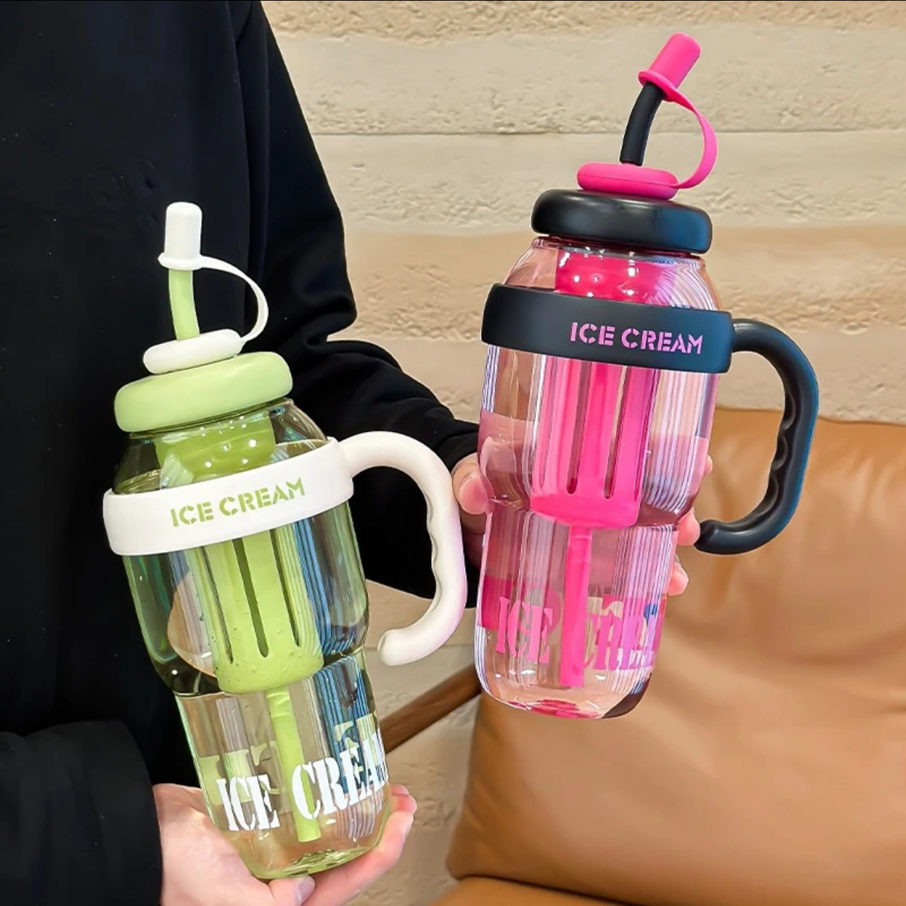 Botella de agua infantil de gran capacidad, plástico con pajilla