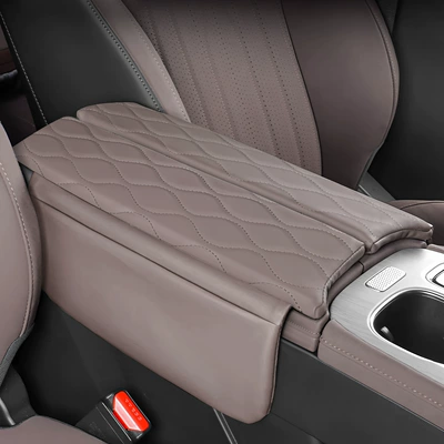 Suitable for 26 Models of the Armrest box pad - 26-models-of-tiggo-8plusamber-brown