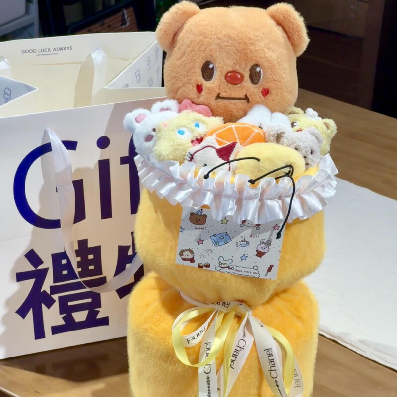 送女朋友情人节生日礼物玉桂狗凯蒂猫公仔卡通成品玩偶花束花店批|undefined
