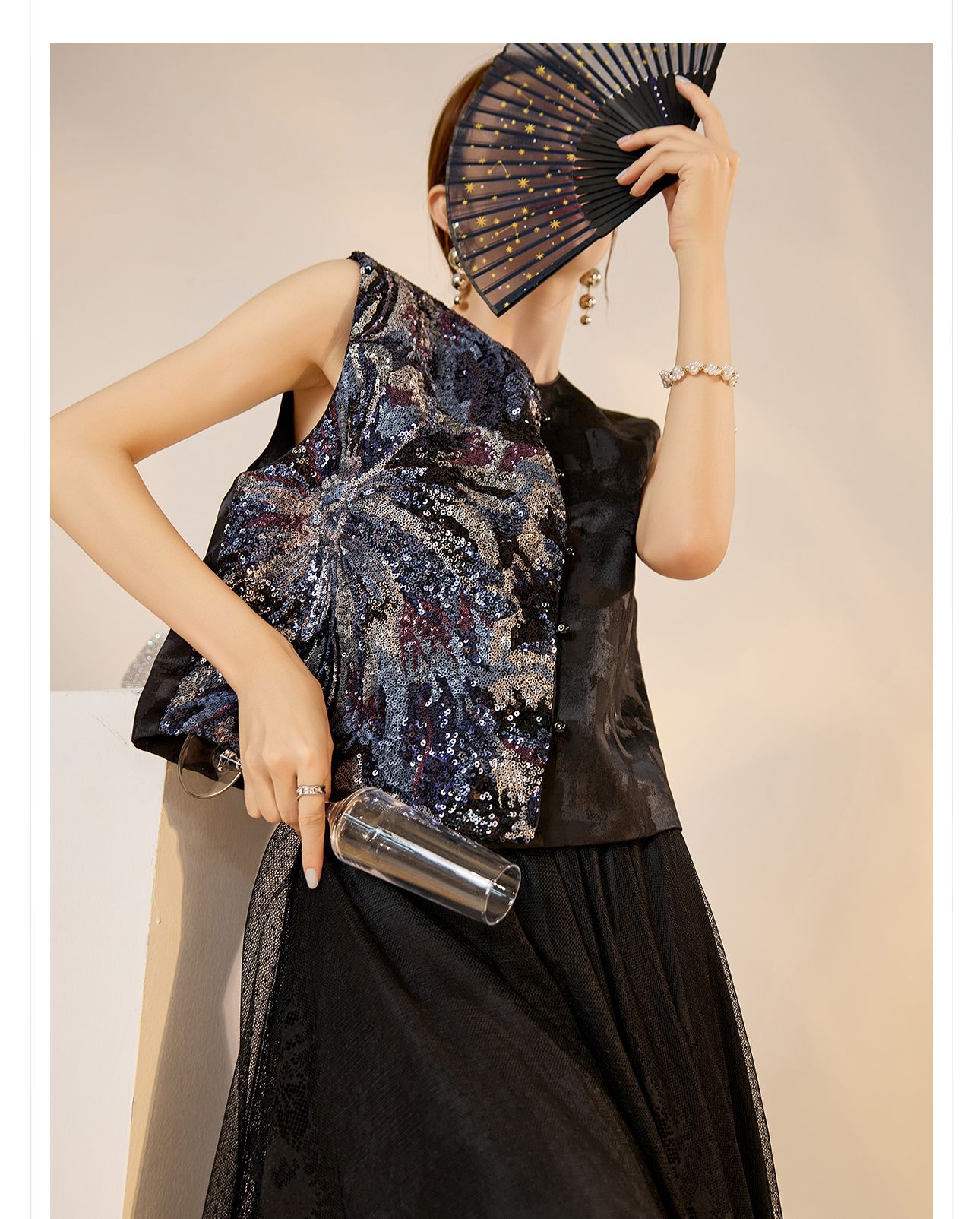 Áo vest nữ phong cách Trung Hoa mới 2026, thiết kế thêu sequin, chất rayon sang trọng — Đen, Màu huyền ảo, Xanh lam chi tiết 33
