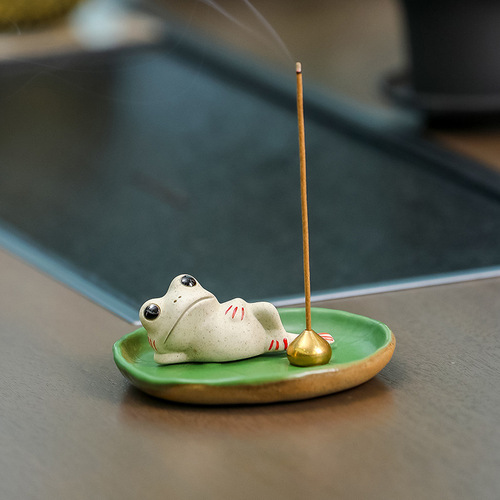 Zen ceramics, Buddhist ceramics, lotus leaves, lotus leaves, small frogs, tea room tea table decoration, internet celebrity personalized tea pet incense burner new