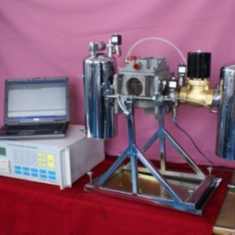 El probador de relé de gas adopta un diseño miniaturizado para facilitar la detección in situ.