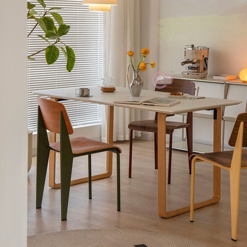 北欧设计师餐椅复古实木椅子奶油风餐桌椅小户型家用餐厅靠背凳子