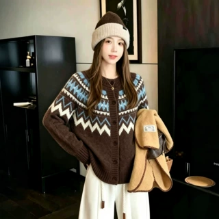 咖色费尔岛提花毛衣开衫2026新款韩式甜美风圆领拼色外套女秋上衣