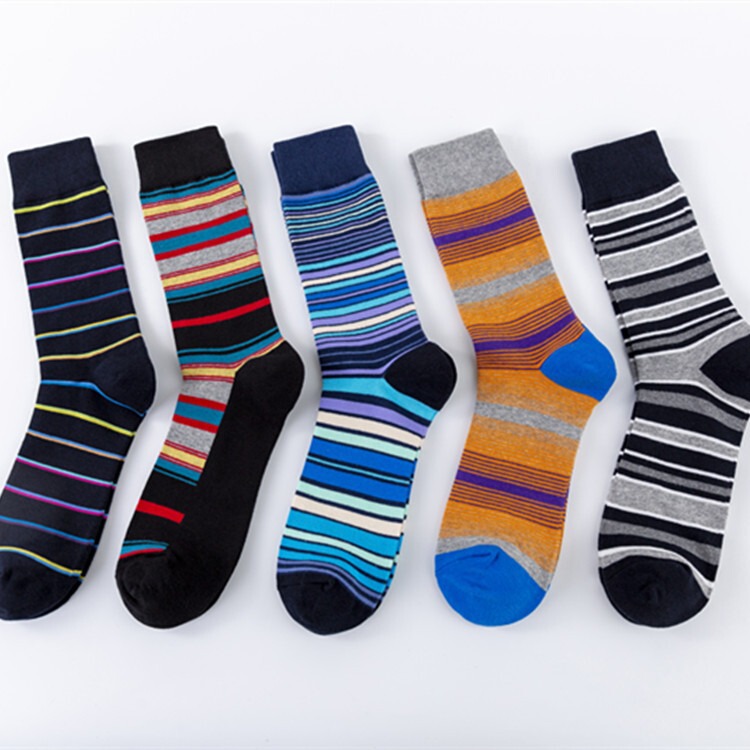 New cross-border happy striped socks casual cotton socks European and American street trend in the tube socks wholesale