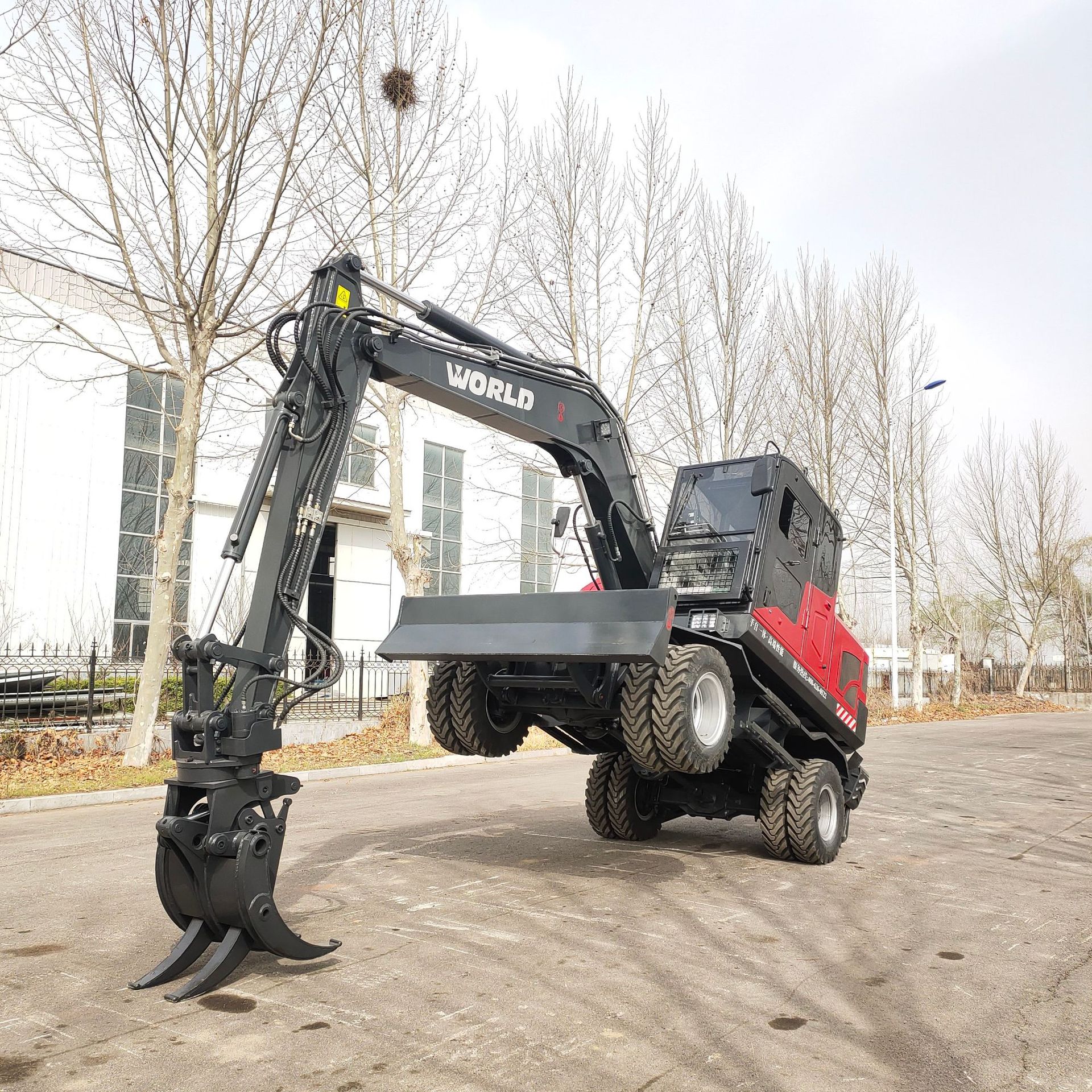 供沃得 轮式抓木机 挖掘机 开沟机 转转机 抓树枝 抓钢机 抓草捆