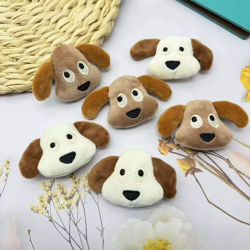 可爱卡通毛绒小狗胸针狗狗公仔书包装饰配饰衣服围巾别针装饰配件