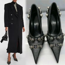 外贸新款复古金属铆钉浅口尖头细高跟个性单鞋 V口大码辣妹走秀鞋