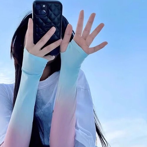 Gradient Ice Silk Sunscreen Sleeve Cover for Women, Arm Protector for Driving, UV Protection, Outdoor Summer Ice Socks, Cycling Sunshade Gloves, Trendy