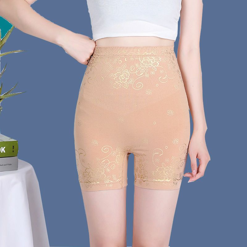 부와 꽃이 피어나고 황금빛 피부색