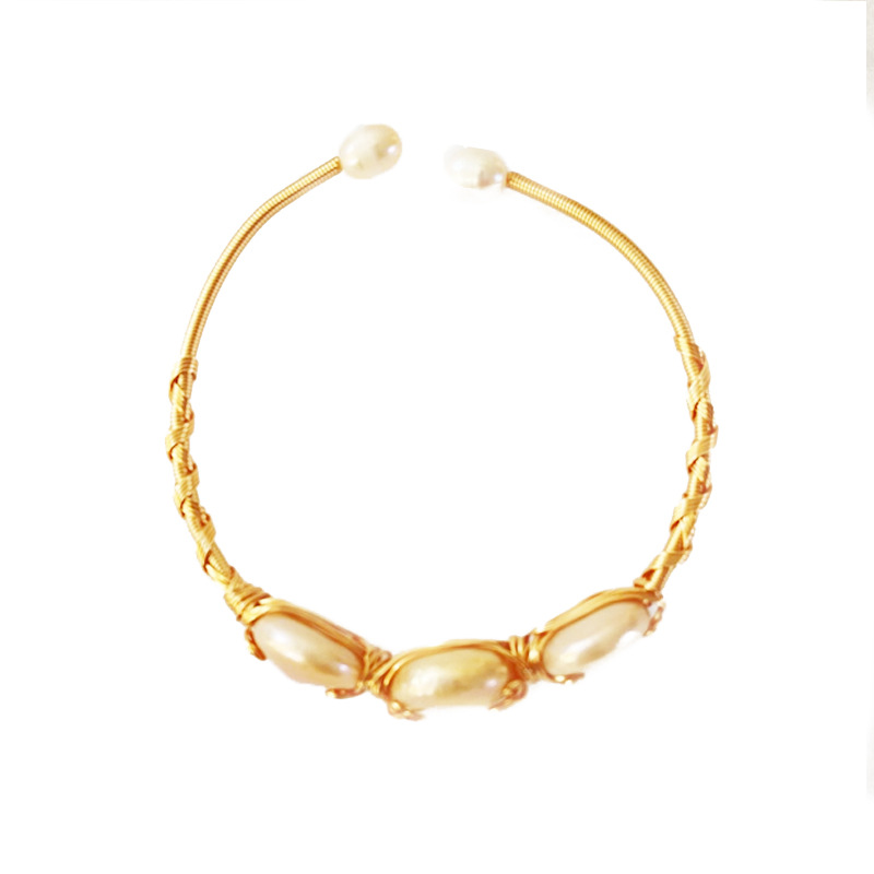 天然淡水真珠ブレスレット3つの真珠の巻線の手作りの象眼ブレスレットメーカーは直接に承認できます。