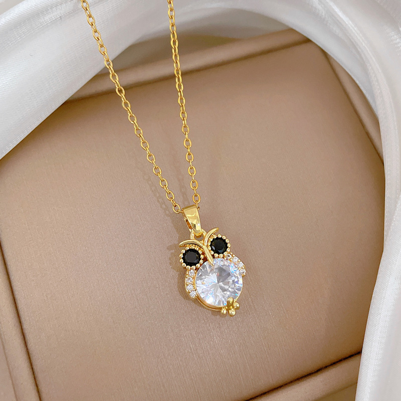 Owl Necklace In Titanium Steel With Diamond Crystal Detail_voghion.com