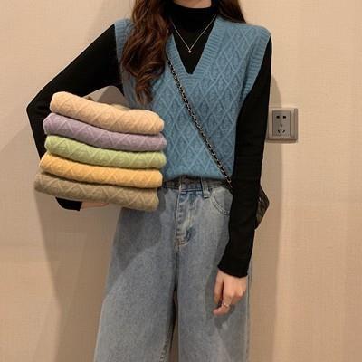 demi-season fashionable trend retro knitted sweater